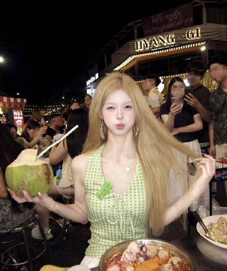 달콤한 핫걸 도트 무늬 행침 목 캐미솔 여름 몸매 가꾸기 슬림해 보이는 스트랩 섹시함 핫걸 Chic 쇼트 스타일 맨위