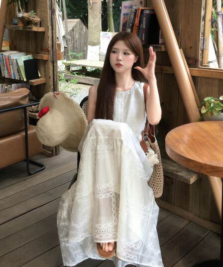 프랑스식 달콤함 자수 레이스 행침 목 조끼 여성 드레스 여름 디자인 센스 고유 한 아름다운 첫사랑 길다 치마