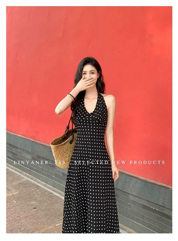 프랑스식 작은 대중 섹시함 행침 목 디스플레이 몸 백리스 민소매 드레스 달콤함 핫걸 다용도 외출용 해변 드레스