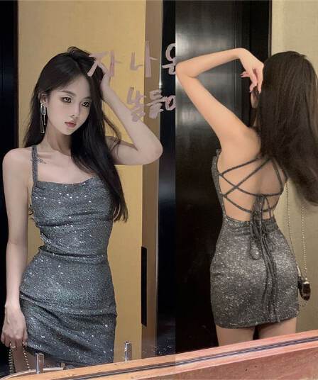 빛나는 밝은 디자인 센스 고급 센스 백리스 십자가 스트랩 흔들다 칼라 몸매 가꾸기 신축성 타이트 스커트 슬립 여성 드레스