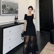 批发性感蕾丝拼接<b class='q'>连衣裙</b>女2026夏季新款胖mm<b class='q'>大码</b>小香风时尚气质中长裙