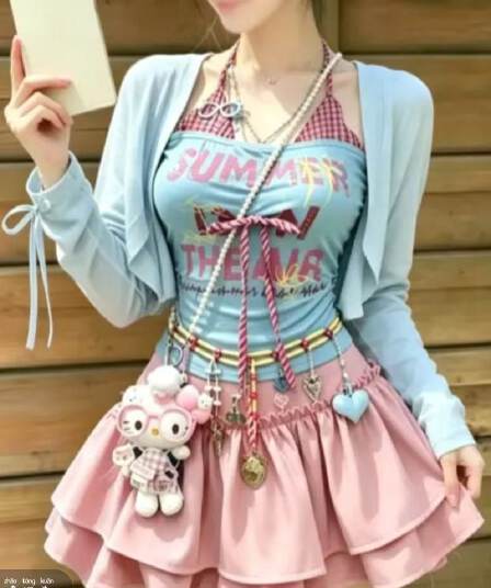 알파벳 프린트 캐미솔 여름 페이크 레이어드 핫걸 몸매 가꾸기 쇼트 스타일 티셔츠 맨위 미니 스커트 오픈 가디건 3종 세트