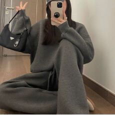 批发<b class='q'>春</b>秋季卫衣运动套装女宽松显瘦港风学生洋气减龄跑步服纯色两件套