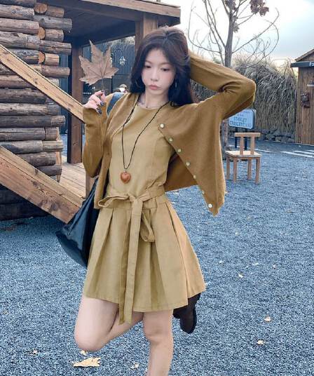프랑스식 품격 조끼 원피스 아이들 가을 2026 새로운 고급 센스 이른 가을 한 부서 착용 가져 가라. 에이즈 환자 세트