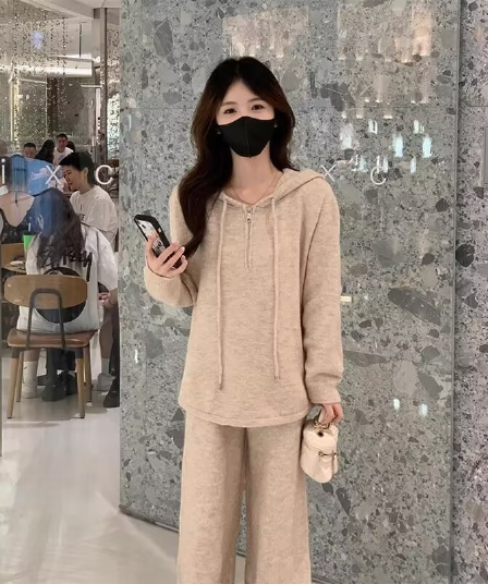 패션 캐주얼 세트 여성 이른 가을 새로운 슬림해 보이는 표지 배 후드 티 스웨터 와이드 레그 팬츠 투피스 세트 트렌디