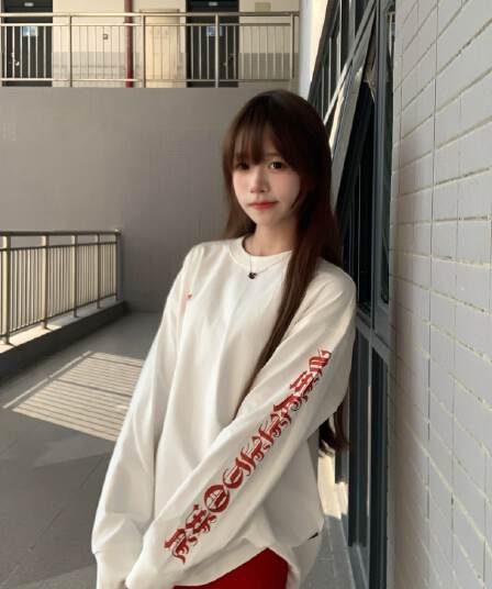 3 차원 접착제 자수 당겨서 펄프 프린트 이후 패키지 칼라 19 지점 220 그램 순면 긴팔 티셔츠 여성