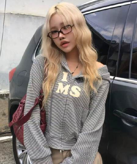 레트로 하트 일본식 스트라이프 캐주얼 다용도 슬림해 보이는 지퍼 후드 쇼트 스타일 후드티 재킷