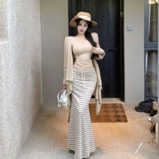 批发2026春季上新纯色长袖开衫吊带<b class='q'>打底</b><b class='q'>背心</b>松紧腰高腰半身裙三件套装