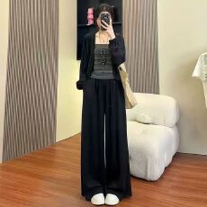 批发新款高级灰拉链连帽休闲运动套装女气质修身显瘦阔腿<b class='q'>裤</b><b class='q'>外穿</b>两件套