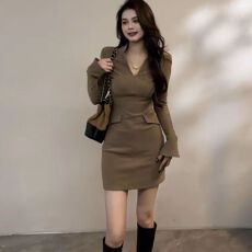批发御姐风时髦假口袋领连衣裙女秋冬收腰显瘦打底性感包臀<b class='q'>短裙</b>