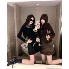 批发小君君布兰妮【12/30新】小步舞曲/超柔磨毛格纹拼接木耳边开<b class='q'>衫</b>