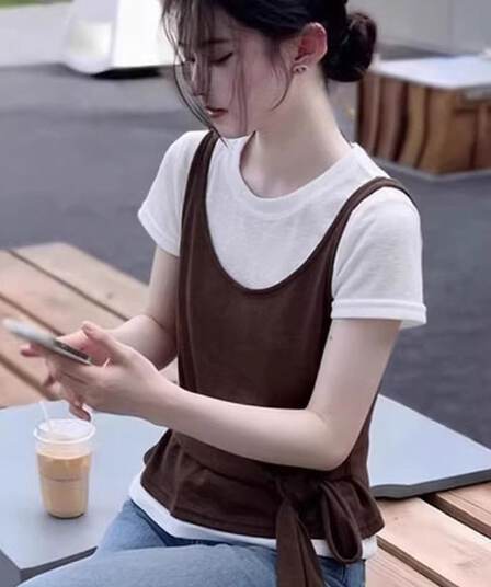 한 부서 페이크 레이어드 슬립 패치워크 반팔 티셔츠 여성 봄 여름 2026 한국 스타일 고급 디자인 센스 외국 가스 맨위