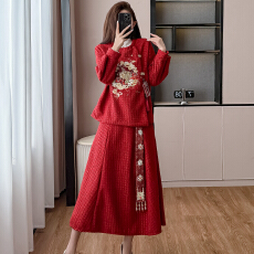 批发实拍:2025年高级感复古新中式国风红色刺绣<b class='q'>新娘</b><b class='q'>礼服</b>套装