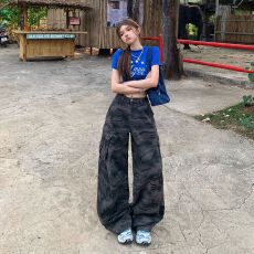 批发实拍美式复古宽松<b class='q'>阔腿裤</b>迷彩弯刀裤百搭垂感工装裤牛仔裤女