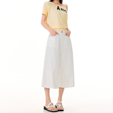 批发实拍2026春夏新款宽松阔腿裤垂感美式休闲百搭显瘦<b class='q'>牛仔裤</b>中裤