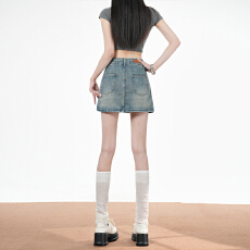 批发实拍少女生命力｜韩系<b class='q'>百搭</b>款｜A字显瘦大口袋设计感小众包臀短裙