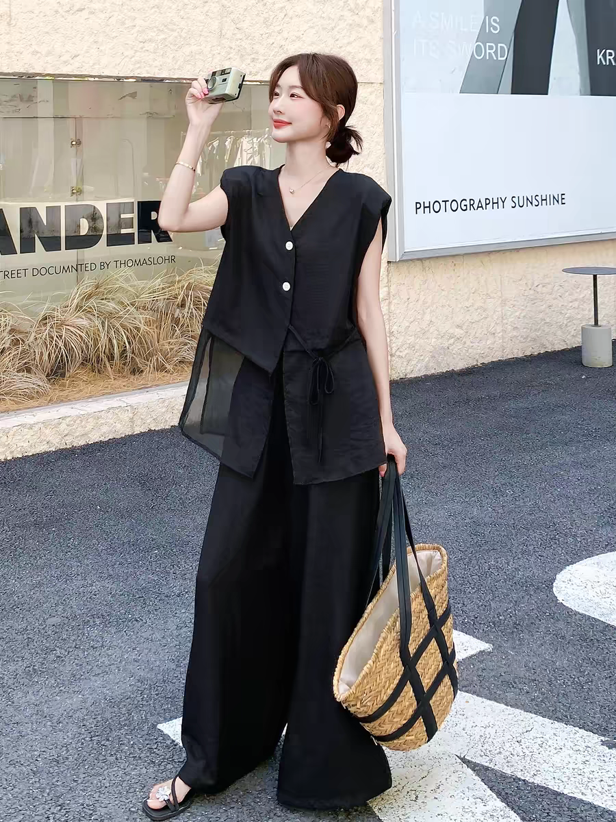 검정색 Tulle 패치워크 V넥 베스트 와이드 레그 팬츠 세트 여성 2026 여름 새로운 프랑스식 빛 요리 한 바람 투피스 세트