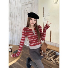 批发实价实拍韩式条纹假两件针织<b class='q'>开衫</b>女圆领单排扣百搭减龄毛衣上衣