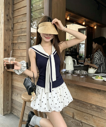 정가 실사 여름 학원 스타일 배색 해군 칼라 조끼 외출용 몸매 가꾸기 슬림해 보이는 패션 쇼트 스타일 조끼 여성 의류