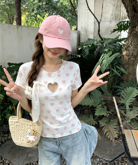정가 실사 소녀 마음 달콤한 매운맛 바람 반팔 여성 여름 하트 홀로우 아웃 몸매 가꾸기 티셔츠 부드러운 순수한 욕망 맨위