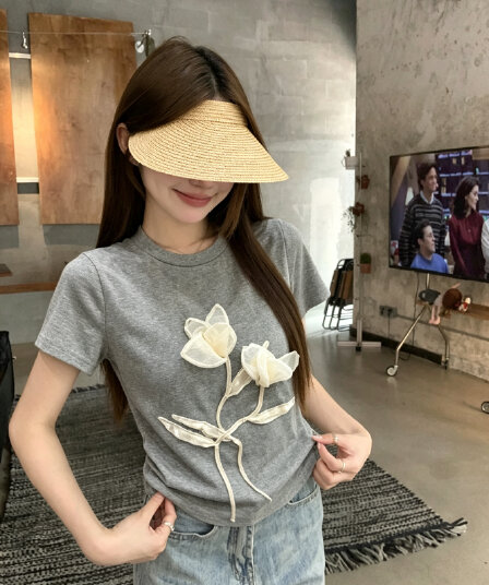 정가 실사 회색 라운드 넥 긍정적 인 어깨 반팔 티셔츠 여름 새로운 루즈핏 쇼트 스타일 슬림해 보이는 반소매 한 첨부 된 의류