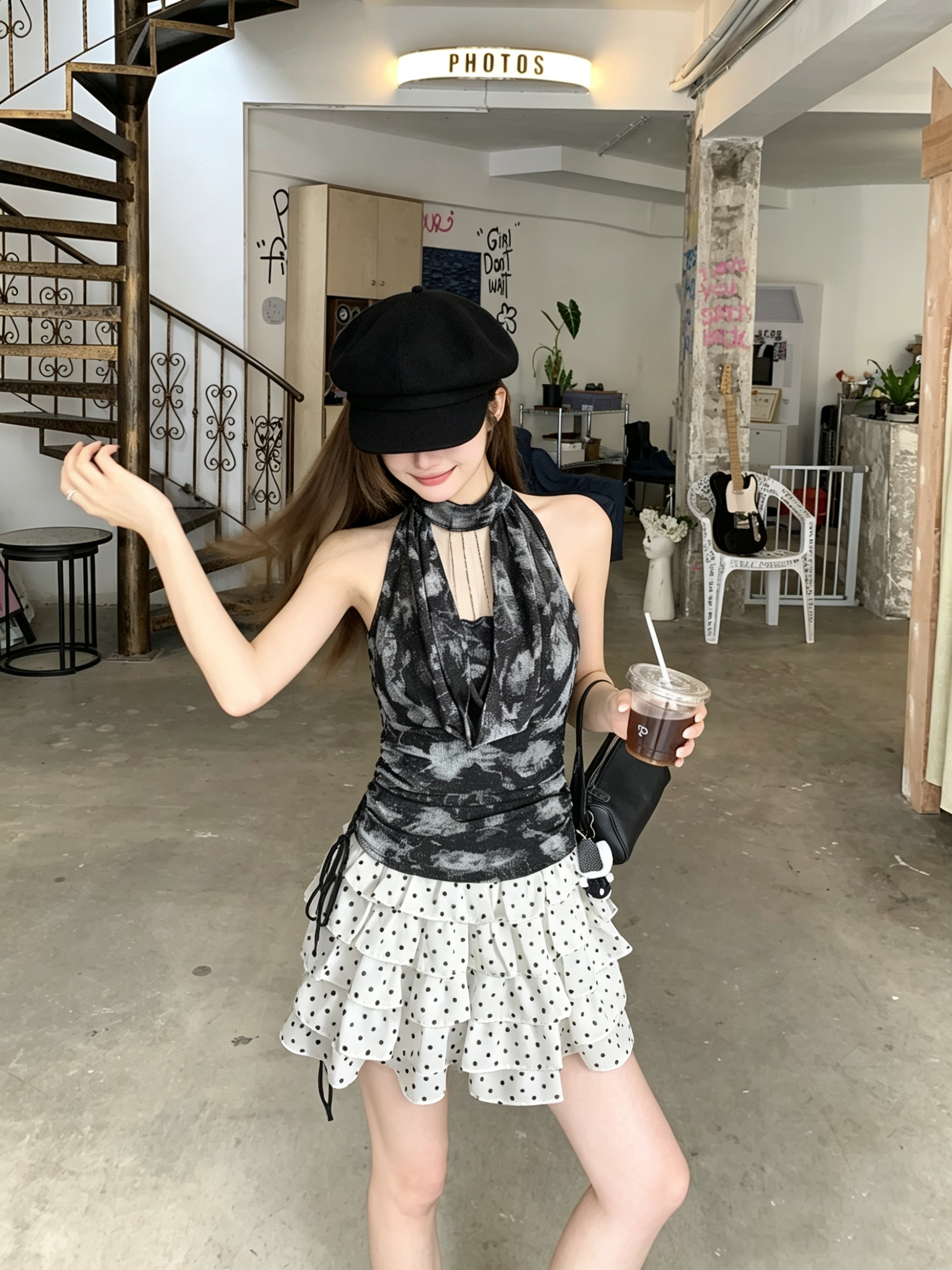 정가 실사 무거운 디자인 센스 체인 흔들다 칼라 행침 목 허리 수축 조끼 여성 여름 새로운 몸매 가꾸기 핫걸 맨위