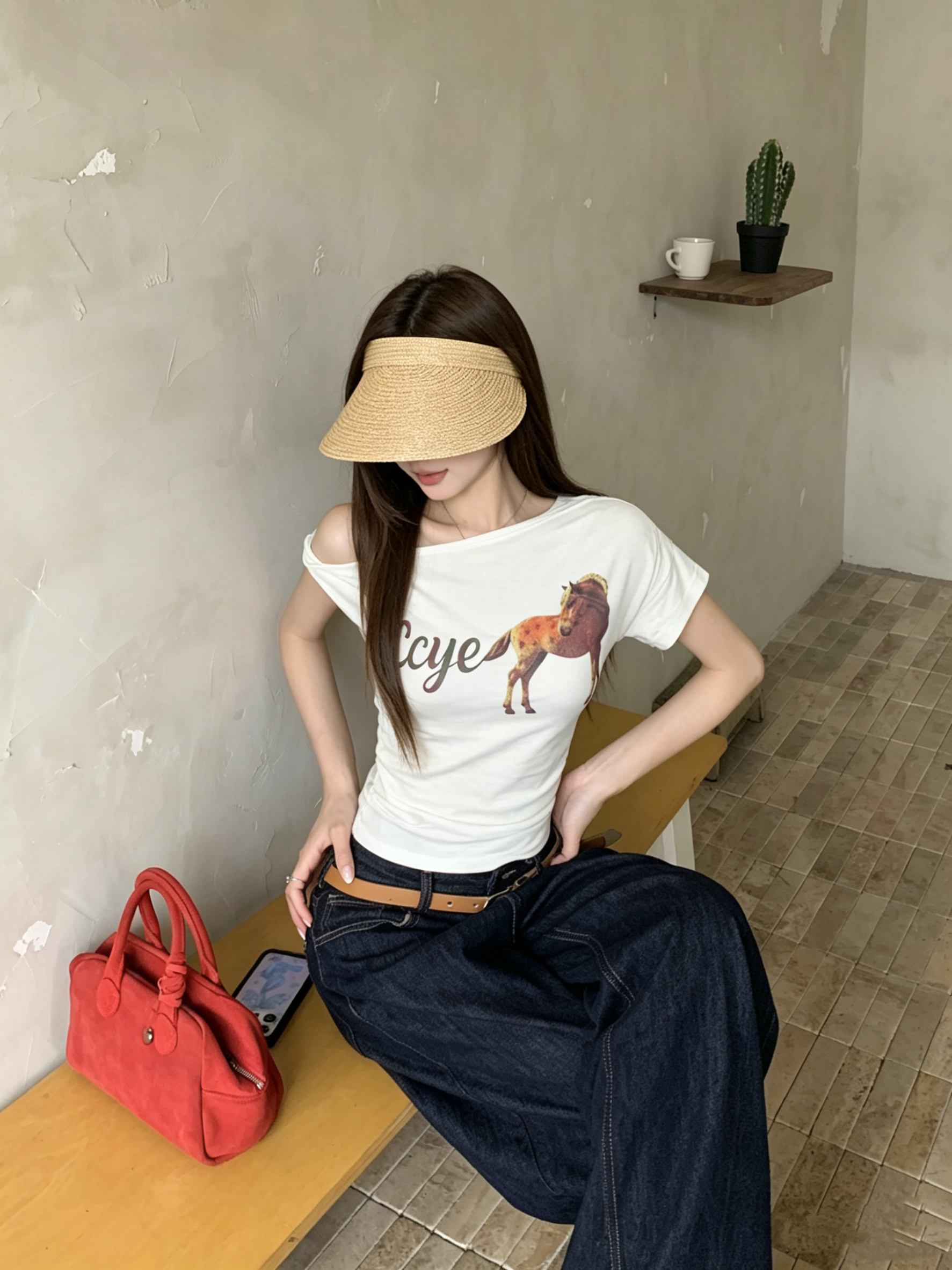 정가 실사 디자인 센스 비스듬한 어깨 말 프린트 반팔 티셔츠 순수한 욕망 품격 몸매 가꾸기 슬림해 보이는 비대칭 맨위