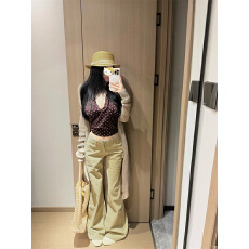 批发简单休闲穿搭韩版高级感白色<b class='q'>牛仔裤</b>女秋季高个子低腰宽松微喇裤子