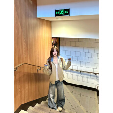 批发美式复古水洗<b class='q'>牛仔裤</b>女秋季2025新款高腰宽松直筒阔腿拖地梧桐裤子