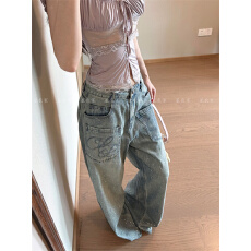 批发美式复古烫钻刺绣弯刀牛仔<b class='q'>裤</b>女2025新款秋季低腰宽松阔腿镰刀<b class='q'>裤</b>子