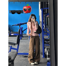 美式设计感小众阔腿咖色廓形牛仔裤女秋冬2025梨形身材显瘦直筒裤