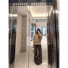 巨好看复古碎花可可棕阔腿牛仔裤2026新款超火显瘦高腰裤子