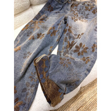 批发美式复古做旧印花弯刀牛仔裤2026新款高腰宽松阔腿镰刀裤