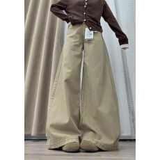 巨好看卡其色高街宽松牛仔裤2026新款美式显瘦高腰直筒加绒长裤