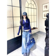 批发微<b class='q'>胖</b><b class='q'>mm</b><b class='q'>个性</b>磨白牛仔裤女夏季新款褶皱设计感微喇直筒裤