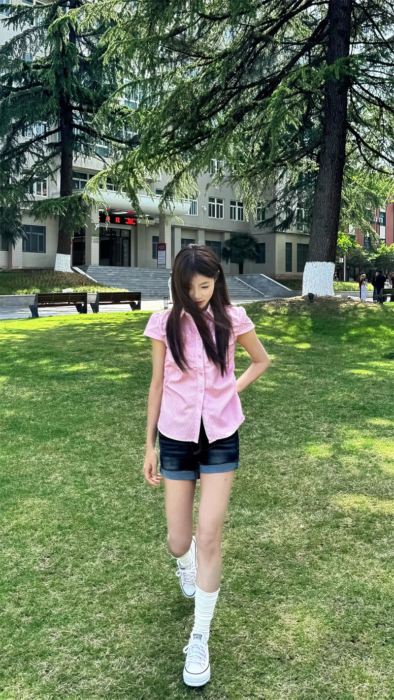 아메리칸 레트로 핫걸 로우 웨이스트 볼륨 측면 데님 반바지 여성 여름 섹시함 타이트 스커트 초단바지 몸매 가꾸기 타이트 핫 바지