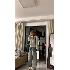 美式复古猫须弯刀牛仔裤女秋季2026新款高腰宽松直筒阔腿镰刀裤子