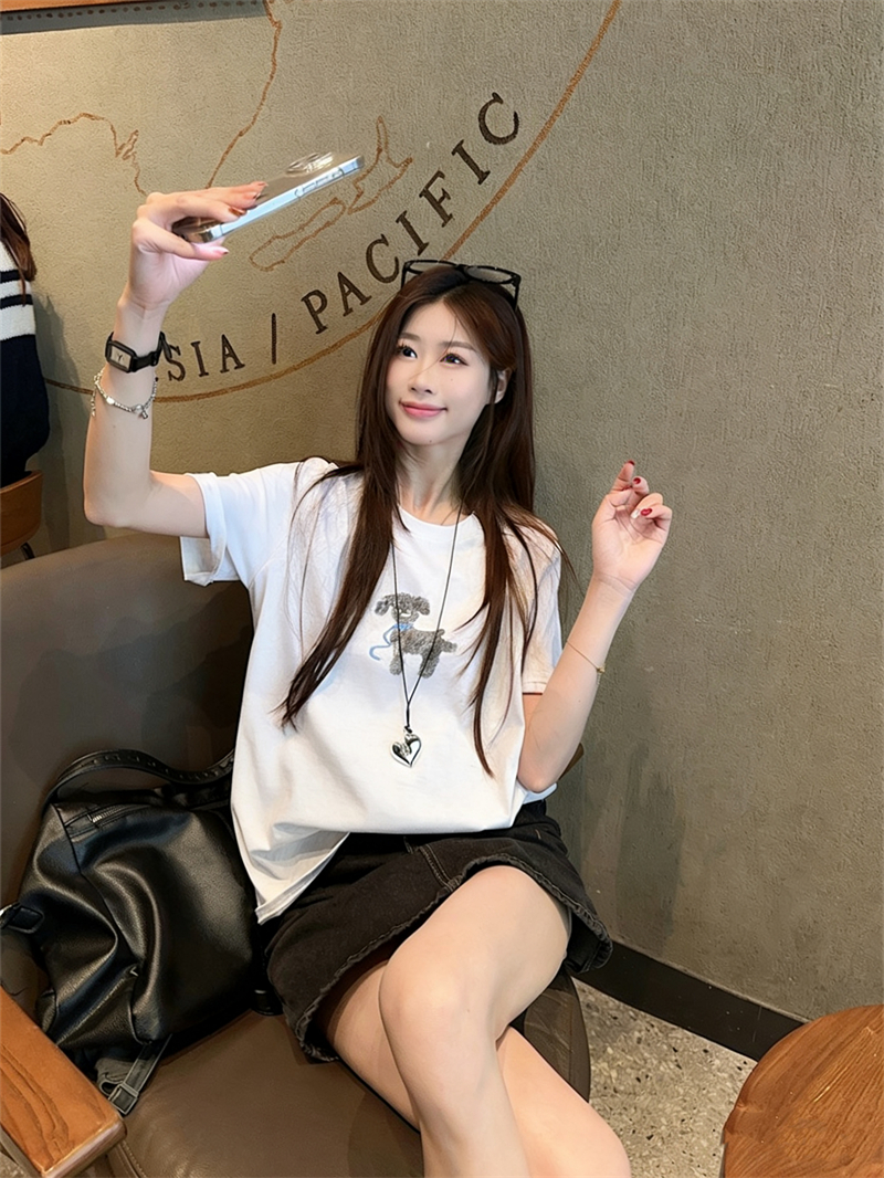 실사 정가 반팔 긍정적 인 어깨 티셔츠 여성 2026 새로운 봄 Z아 어깨 강아지 자수 캐주얼 맨위
