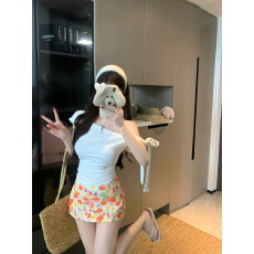 批发实拍实价流行多巴胺碎花油画半身裙女海边度假风高腰包臀裙<b class='q'>裙子</b>