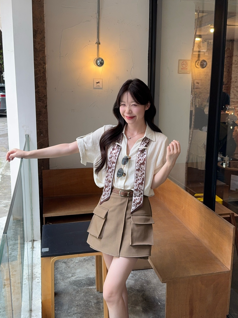 실사 여름 빛 요리 한 바람 세트 여성 폴로 칼라 디자인 센스 셔츠 코디 하이웨이스트 캐주얼 슬림해 보이는 워크웨어 반바지