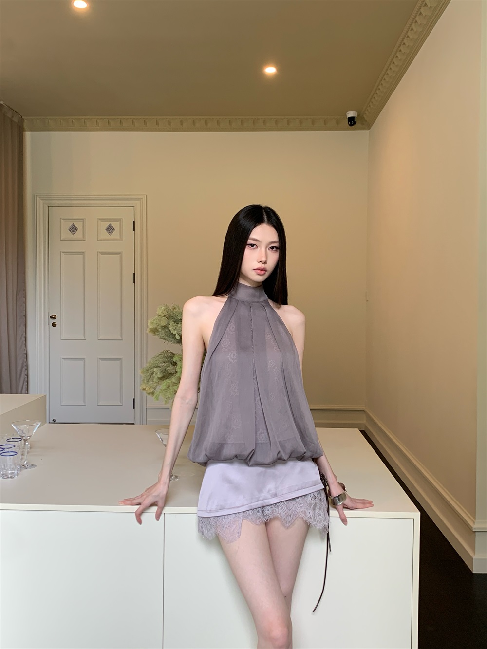 회색 보라색 쉬폰 레이스 민소매 행침 목 맨위 여성 몸매 가꾸기 리본 디자인 센스 마이크로 ~을 통해 티셔츠