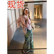 批发<b class='q'>欧洲站</b>2026年夏季新款度假风褶皱防晒衬衫+印花半身裙两件套女ins