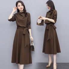 批发长袖<b class='q'>连衣裙</b>2026春秋新款薄款高端早秋爆款高领今年流行裙子春秋潮