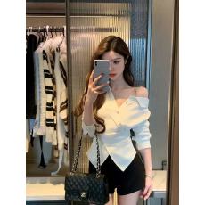 批发韩系链条吊带<b class='q'>白色</b>衬衫上衣女设计感V领露肩长袖收腰衬衣秋冬新款