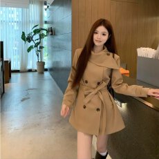 批发英伦风高级感双排扣<b class='q'>风衣</b>外套女冬季2025新款气质收腰显瘦系带大衣