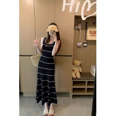 批发<b class='q'>黑白</b>条纹刺绣无袖背心<b class='q'>连衣裙</b>女夏季修身收腰休闲裙子气质包臀长裙