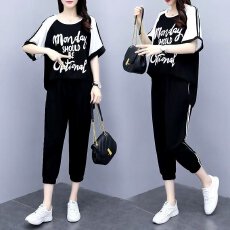 批发2026大码<b class='q'>女</b>装套装胖妹妹200斤夏季新款宽松遮肉短袖七分裤两件套