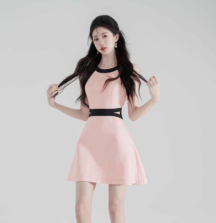 핑크색 민소매 행침 목 여성 드레스 여름 2026 새로운 고급 센스 작은 키 이슬 허리 한 마디 슬립 치마