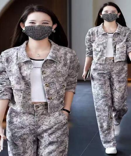 고급 센스 레트로 잉크 페인팅 세트 여성 2026 년 봄 가을 새로운 카디건 코트 와이드 레그 팬츠 슬림해 보이는 투피스 세트
