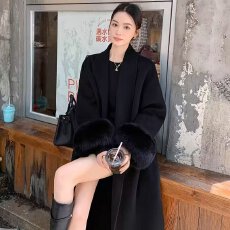 批发韩版高级感时尚毛呢外套女秋冬季<b class='q'>新款</b>大衣设计感可拆卸毛毛袖上衣